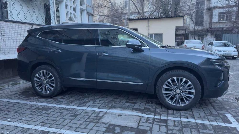 Chevrolet Blazer 650T (2021/2023) в идеальном состоянии