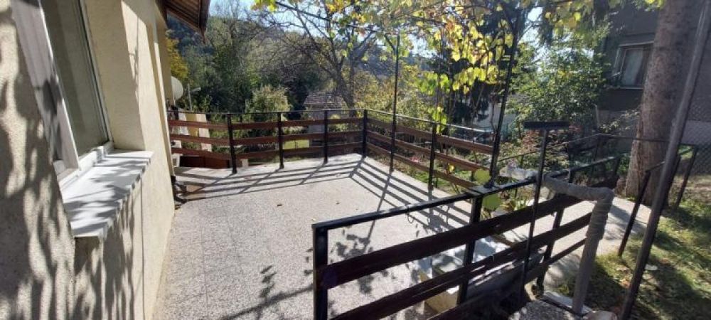 Продава се Къща в с. Горна Диканя, Област Перник - 108 кв.м за 806 €/кв.м - Снимка #16