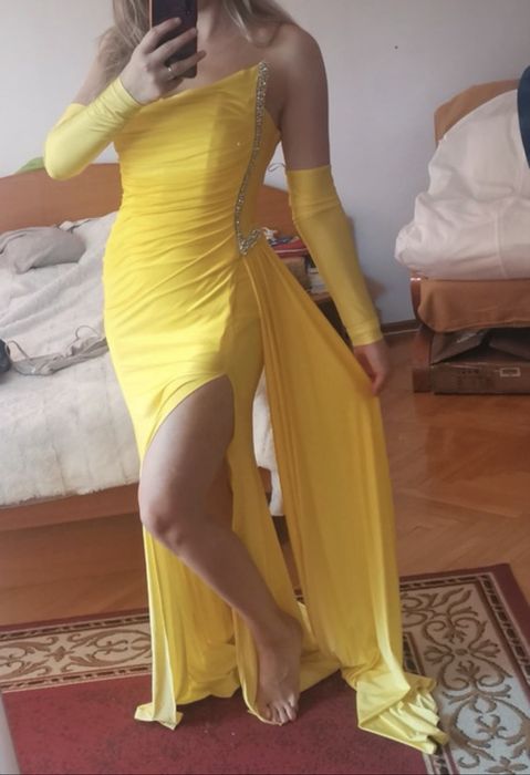 Vand rochie Bogas Noua