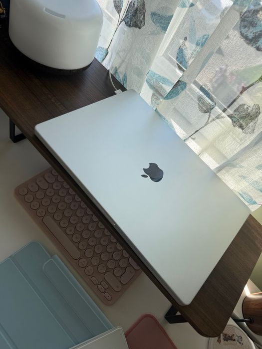 MacBook M1 Pro 16”