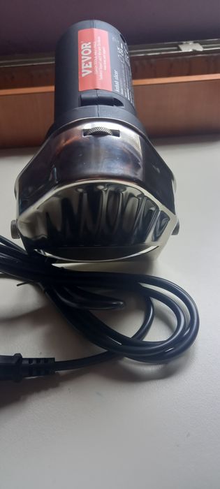 Електрически нож дюнер батерии