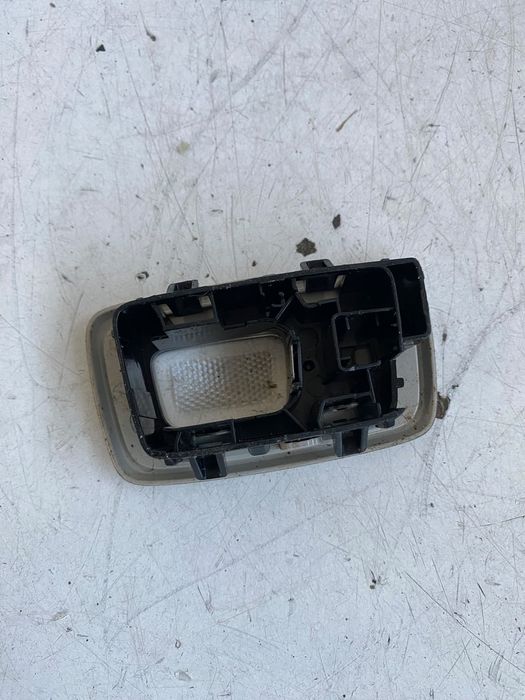 Lampa plafon stanga   VOLVO V60 2025 32140337