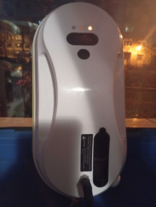 Aparat automat spălat geamuri