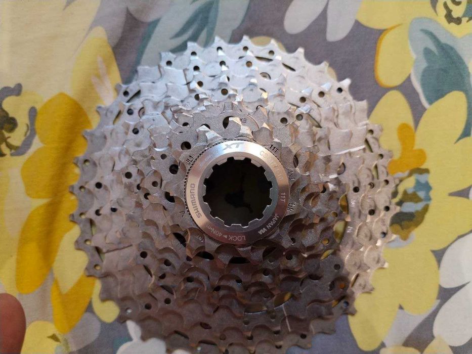 Продам кассету Shimano XT