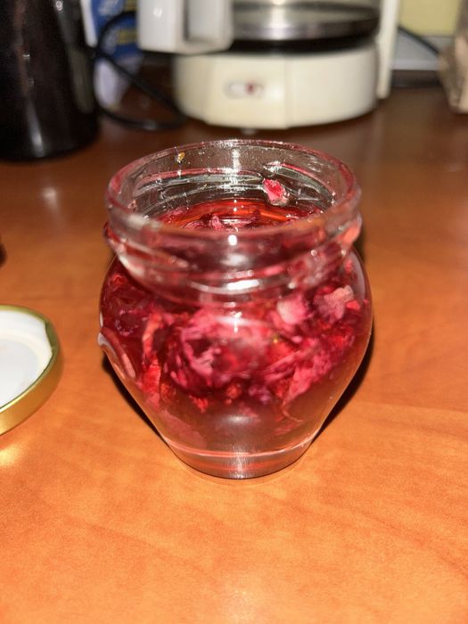 Dulceata de trandafiri