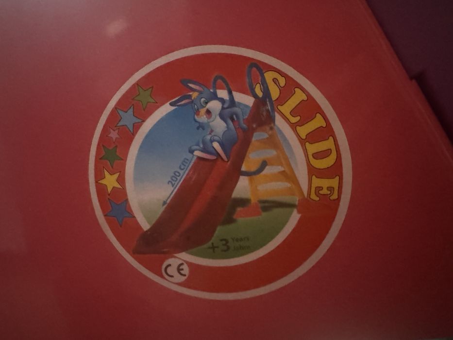 Vand tobogan pentru copii in stare impecabila.