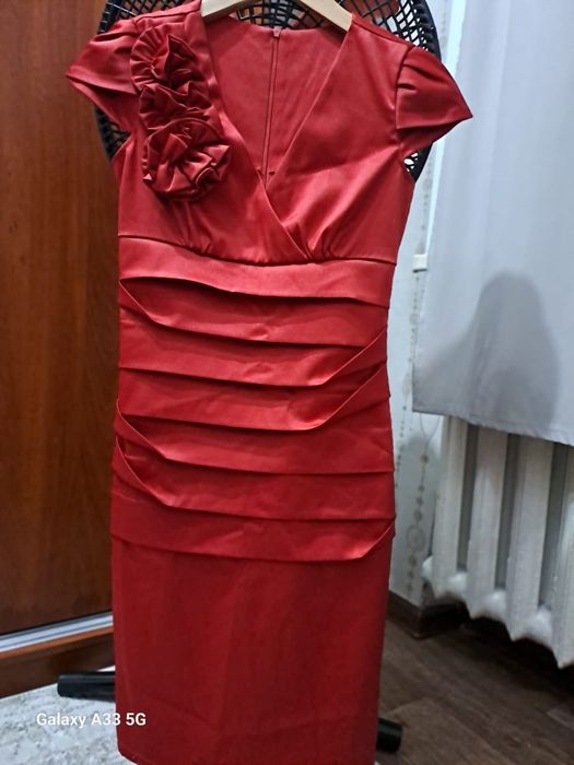 Срочно продам платье