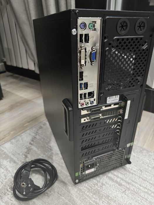 Продам Системный блок cooler master