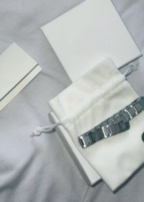 Bratara Lacoste