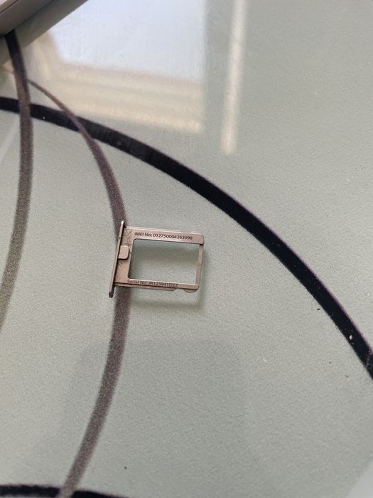 Iphone 4S pentru piese