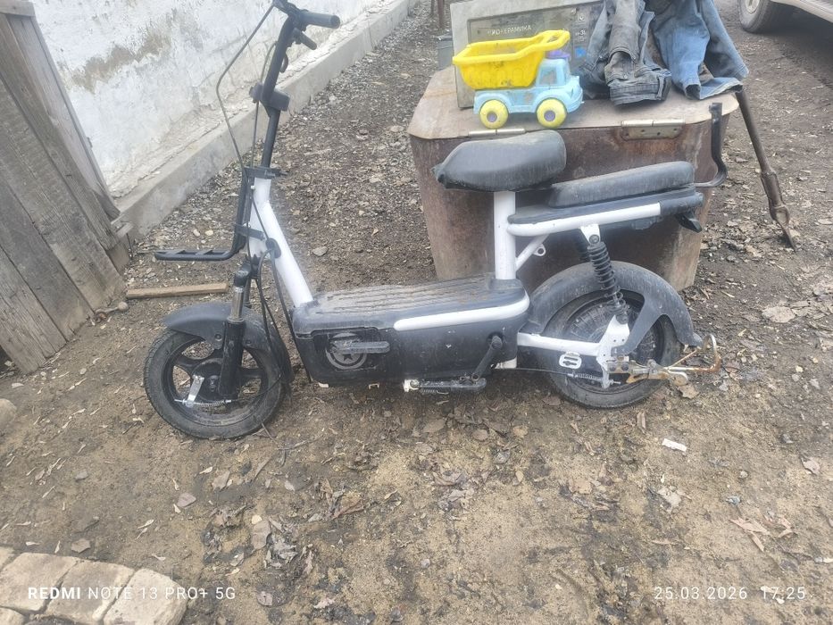 Срочно продам электро скутер