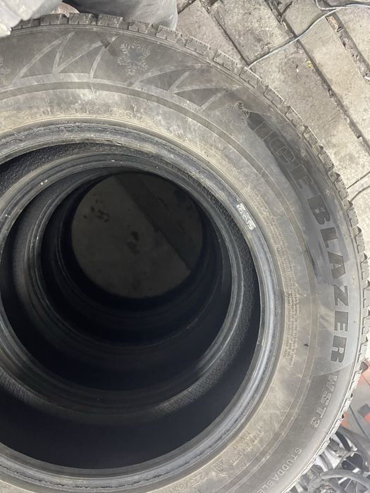 Продам зимнюю резину