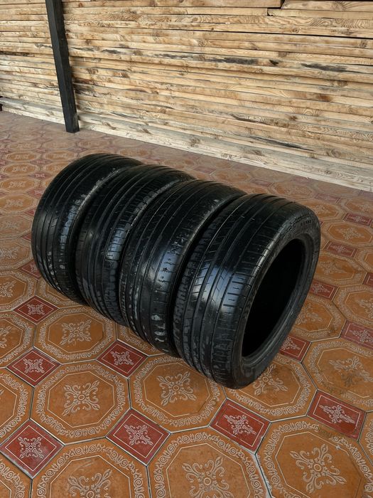 Б/У Шины для авто -  215/55ZR17    98W