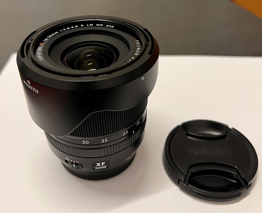 Obiectiv Fujifilm 16-50mm f/2.8-4.8 impecabil