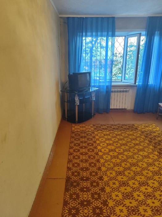 Продам 2 комнатную квартиру.