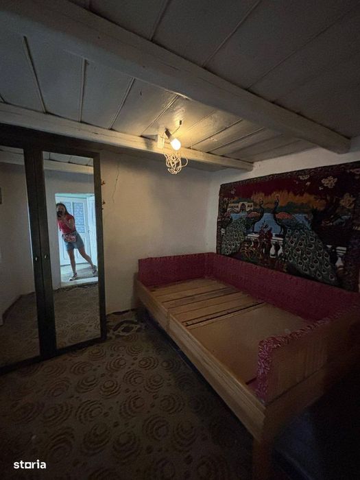 De vanzare casa parinteasca in apropiere de Roman, 23.000 euro