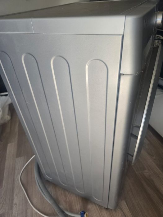 Продам стиральную машину LG
