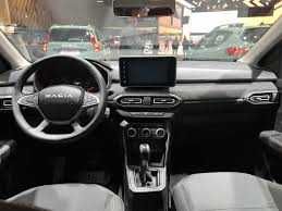 Flota serioasa UBER BOLT cauta soferi auto gama dacia -renault