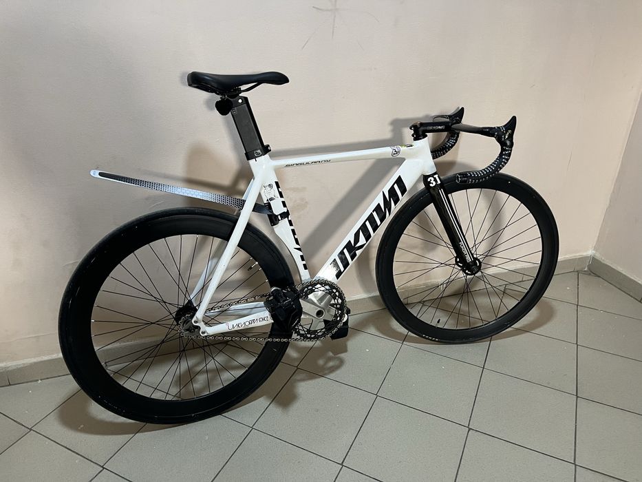 Фикс Fixed gear singularity