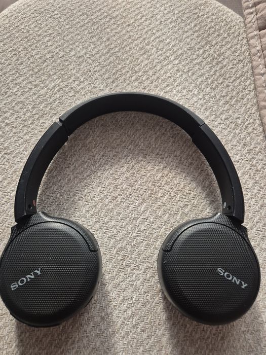 Наушники Sony WH-CH520 черный