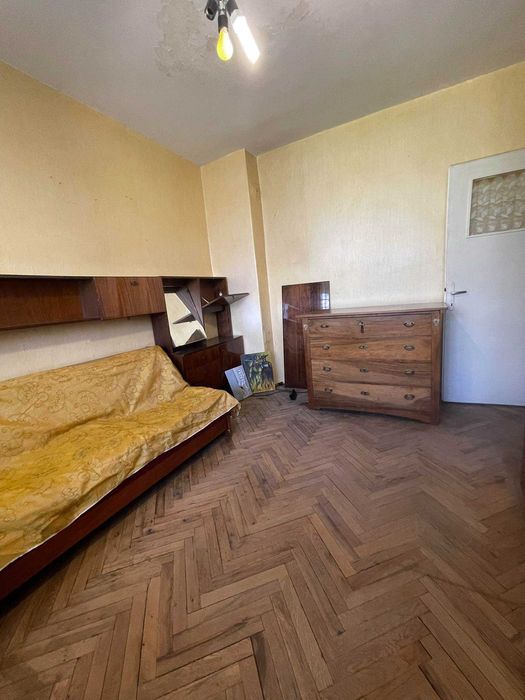 Продава се Четиристаен апартамент в Търговище, Център - 95 кв.м за 838 €/кв.м - Снимка #9