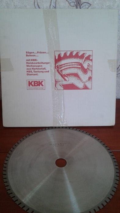 Пила по металлу сэндвич панели.