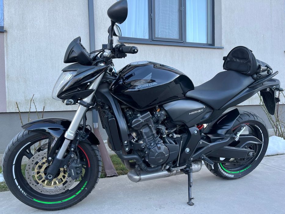 Honda Hornet ABS 2010. 21000 km.