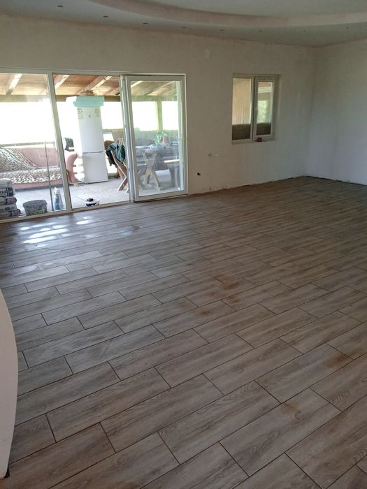 Placări gresie și faianță | Calitate, seriozitate, preț corect