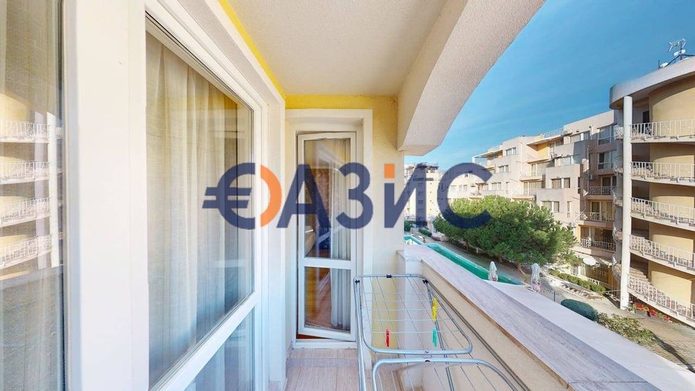Продава се Двустаен апартамент в к.к. Слънчев бряг - 63 кв.м за 963 €/кв.м - Снимка #13