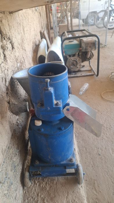 3 фаза Гранулатор сотилади