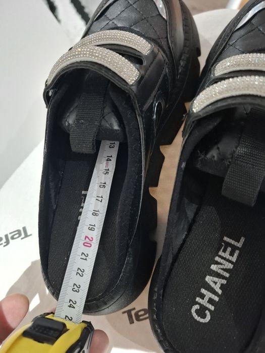 Дамски чехли 2 броя Chanel-Guesa