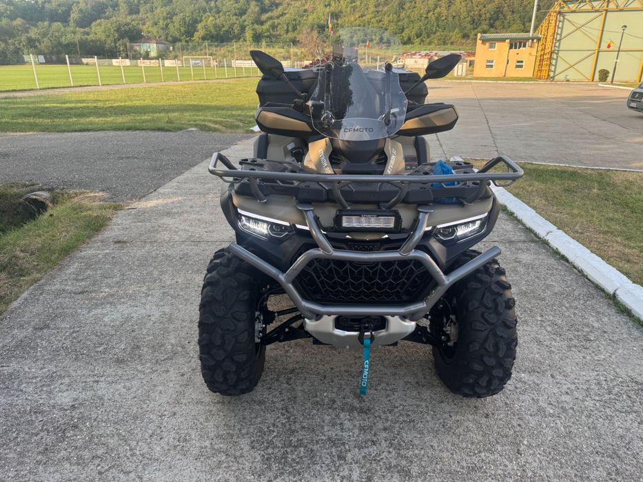 Vând CF Moto 1000 Overland 2025 cu 900 km