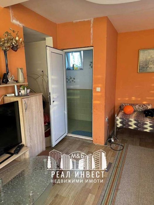 Продавам къща в с. Крепост