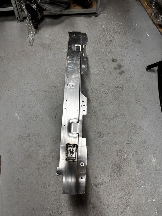Armatură față bmw x5.g05.cod:5A1A2C9-04.