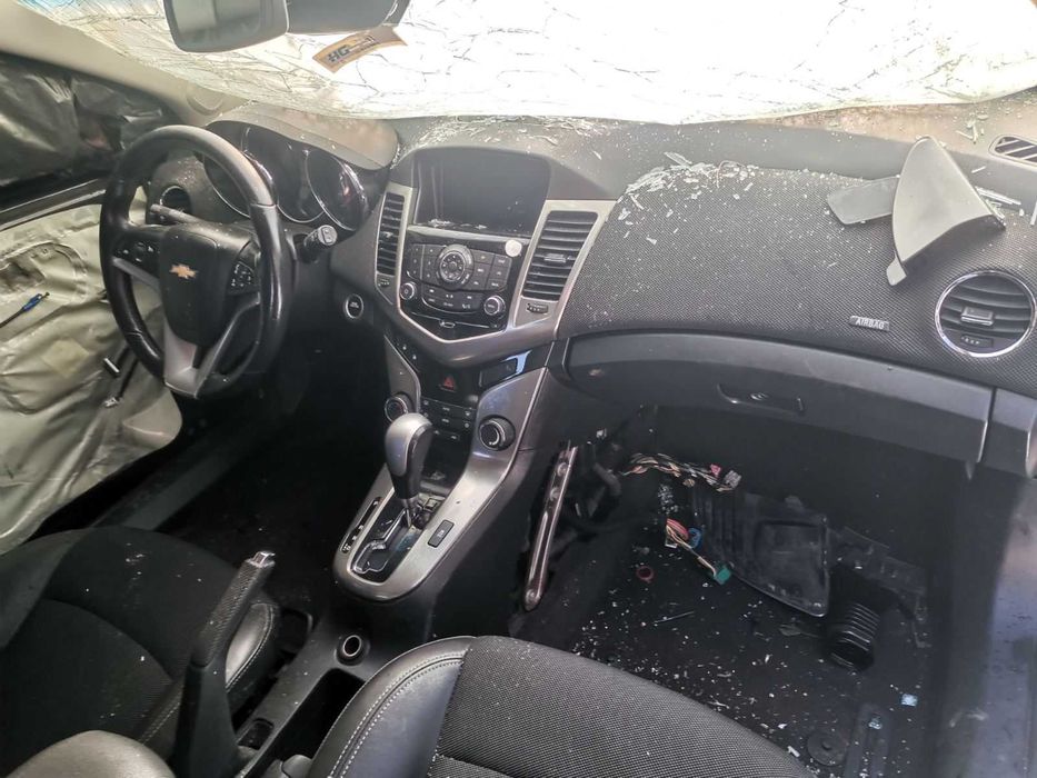 Chevrolet Cruze 2.0 CRDI / Шевртолет Круз 2013 година на части