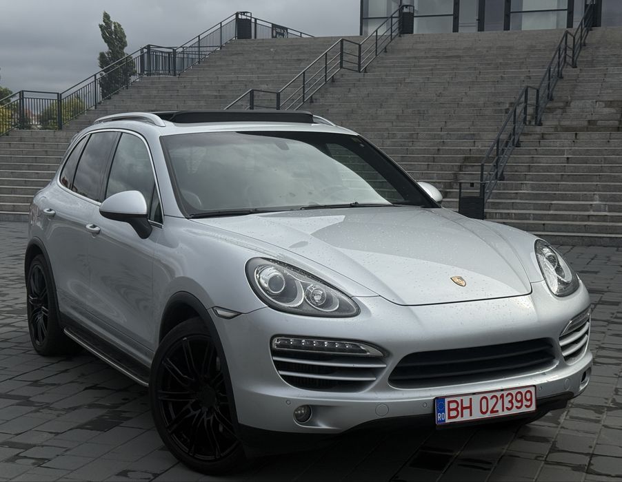 Porsche Cayenne / 2011 / 3.0D / Panoramic / 4x4