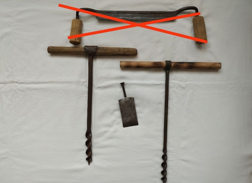 Стар автентичен свредел, нож за ренде, инструменти