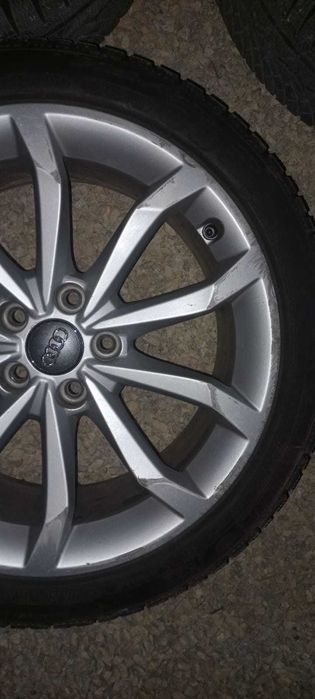 Vând jante Audi A3, A4, A5, A6 cu set anvelope