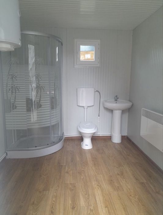 Confectionez containere sanitare complet utilate