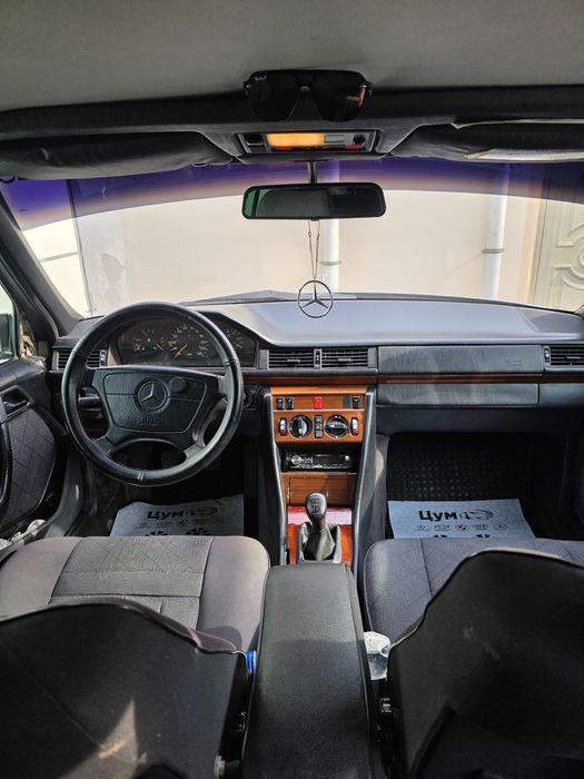 Mercedes Benz w124