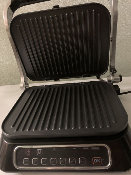 Гриль настольный Редмонд