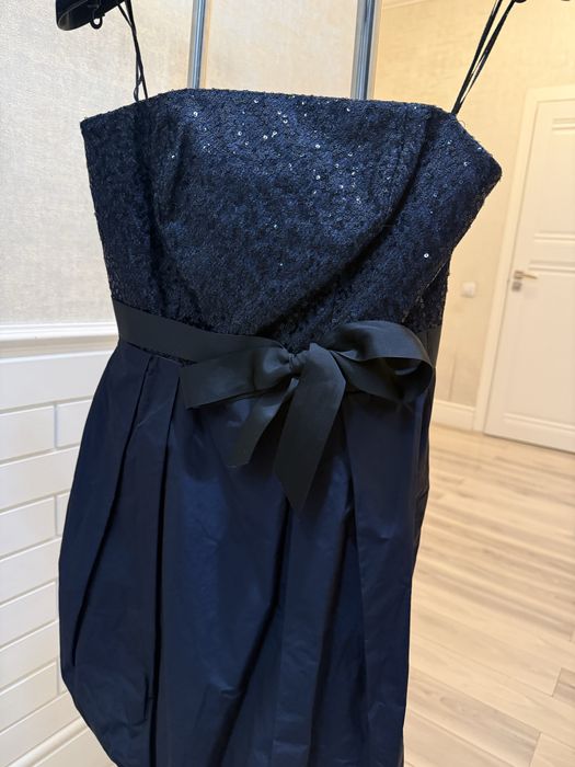 Стильное платье