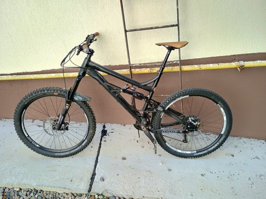 Banshee Rune  XL mai mult L