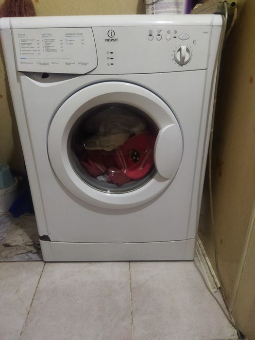 Продам стиральную машинку срочно