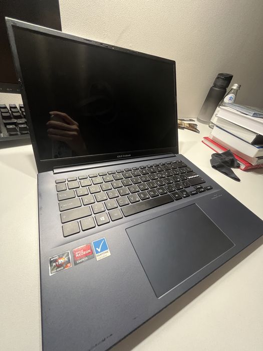 ASUS ViviBook Pro 14