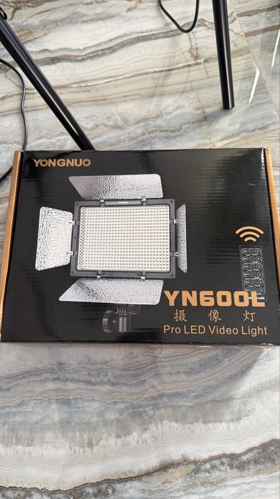 Yongnuo lampa foto-video 600 leduri 5600k