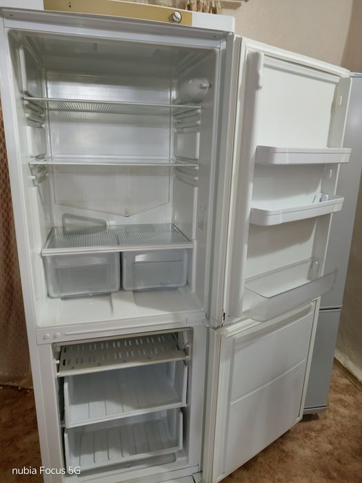 Холодильники продам 2 шт .