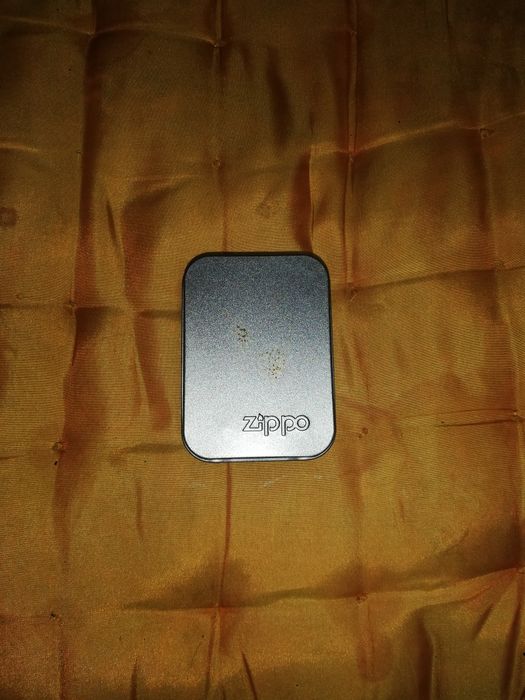 Vand bricheta ZIPPO.