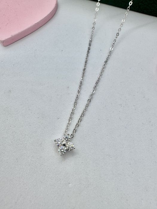 Сребърно колие с мойсанит (диамант) 1.6 карата