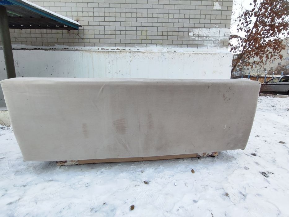 Продам диван раскладушка размер 2.50×2.00